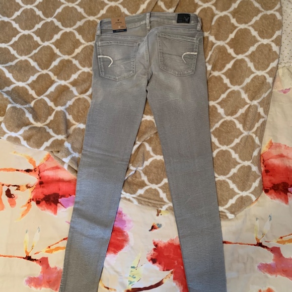 American eagle skinny low rise grey wash jegging - Picture 3 of 5